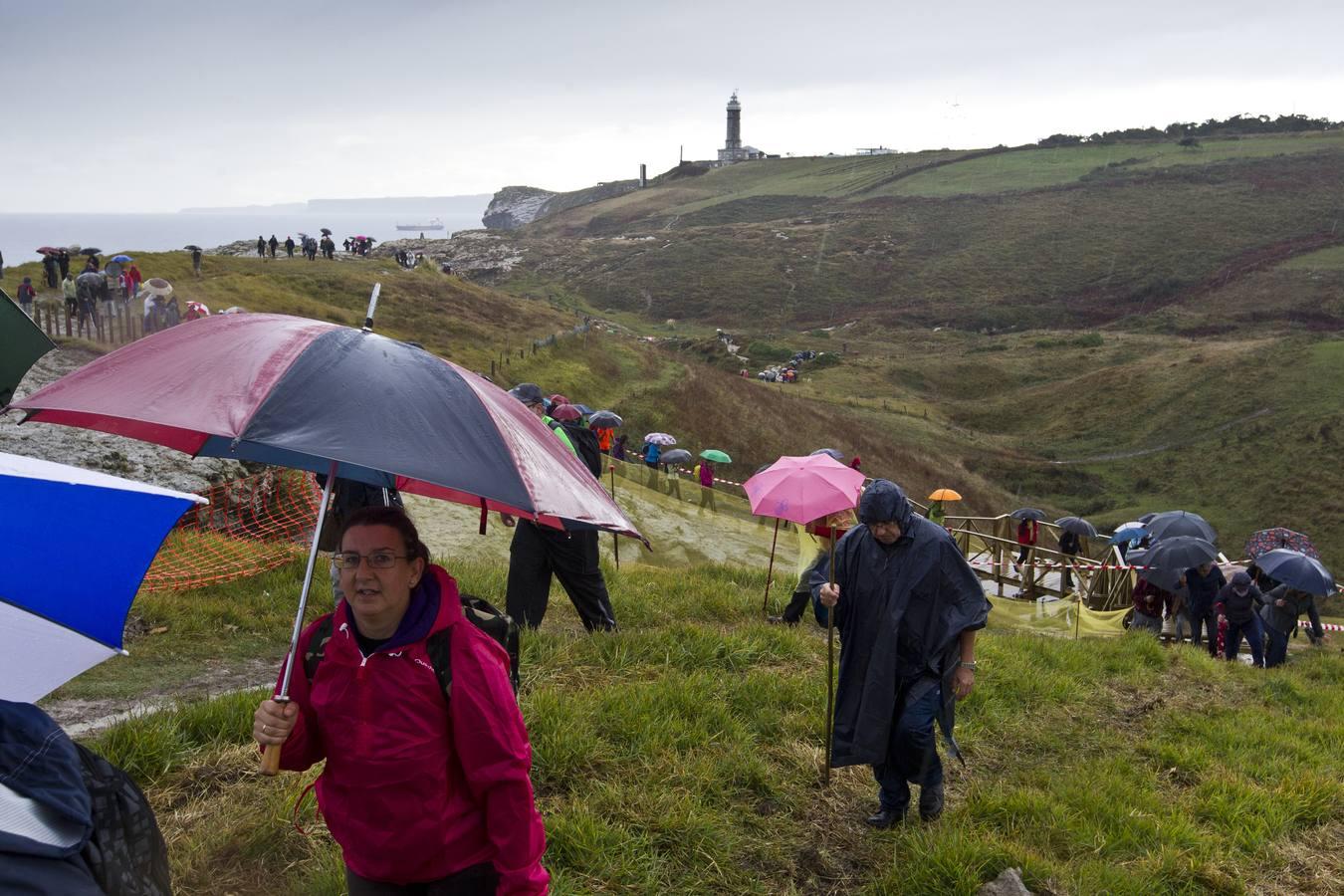 Marcha en defensa de la senda costera de Santander