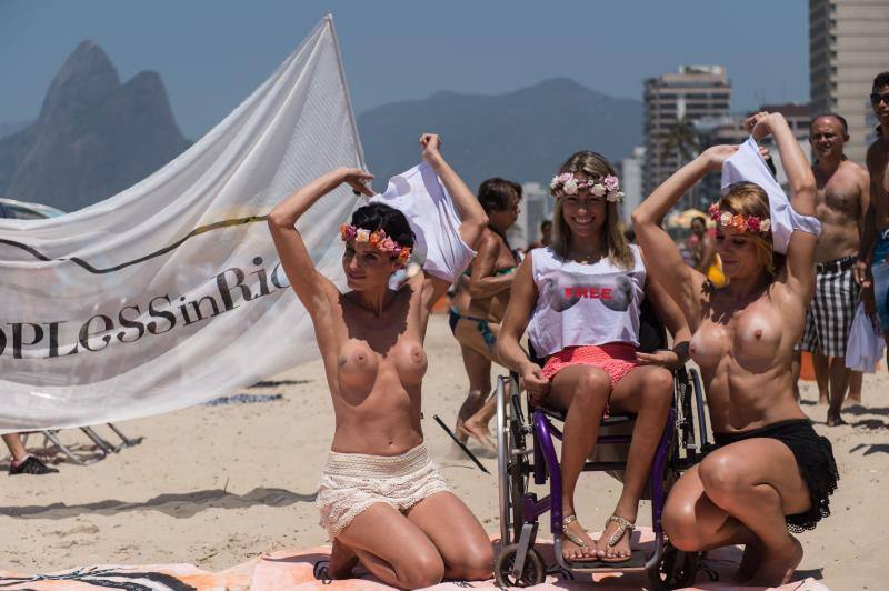 Rebelión al desnudo en la playa de Ipanema