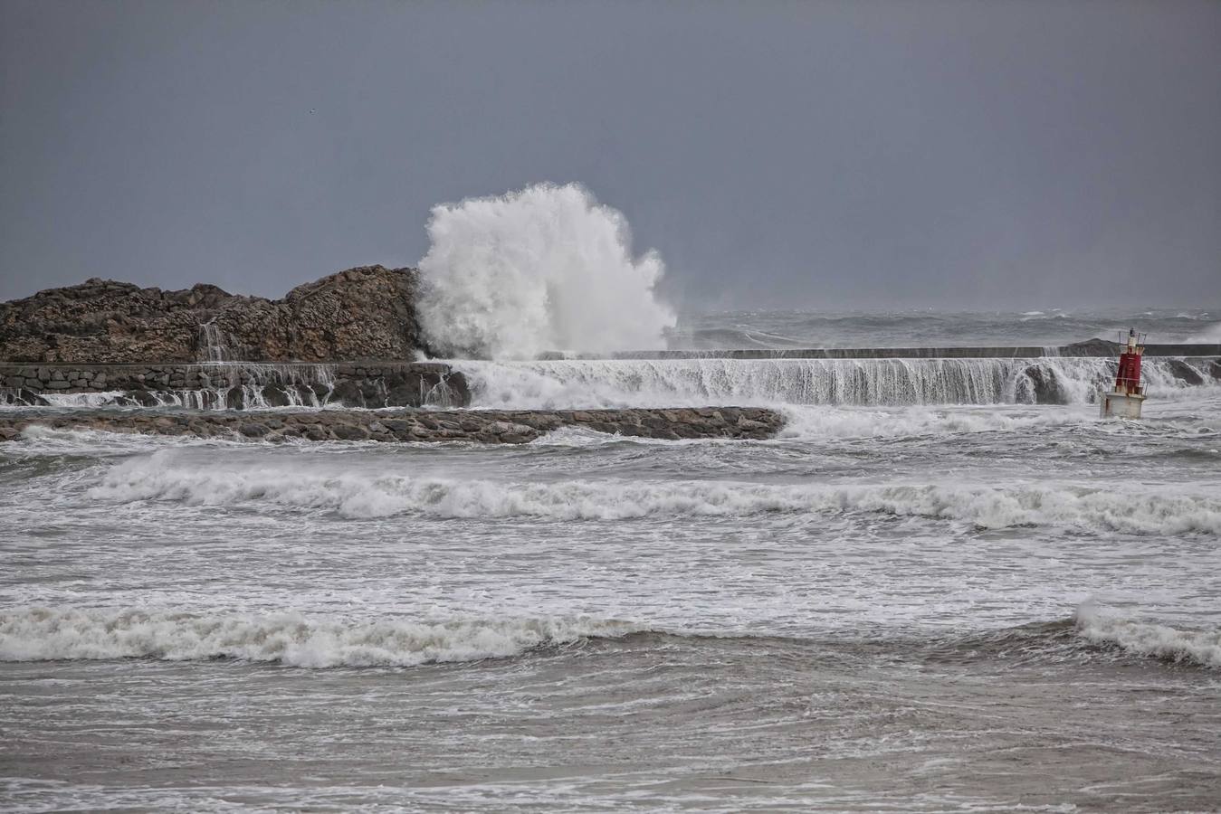 Temporal en San Vicente de la Barquera