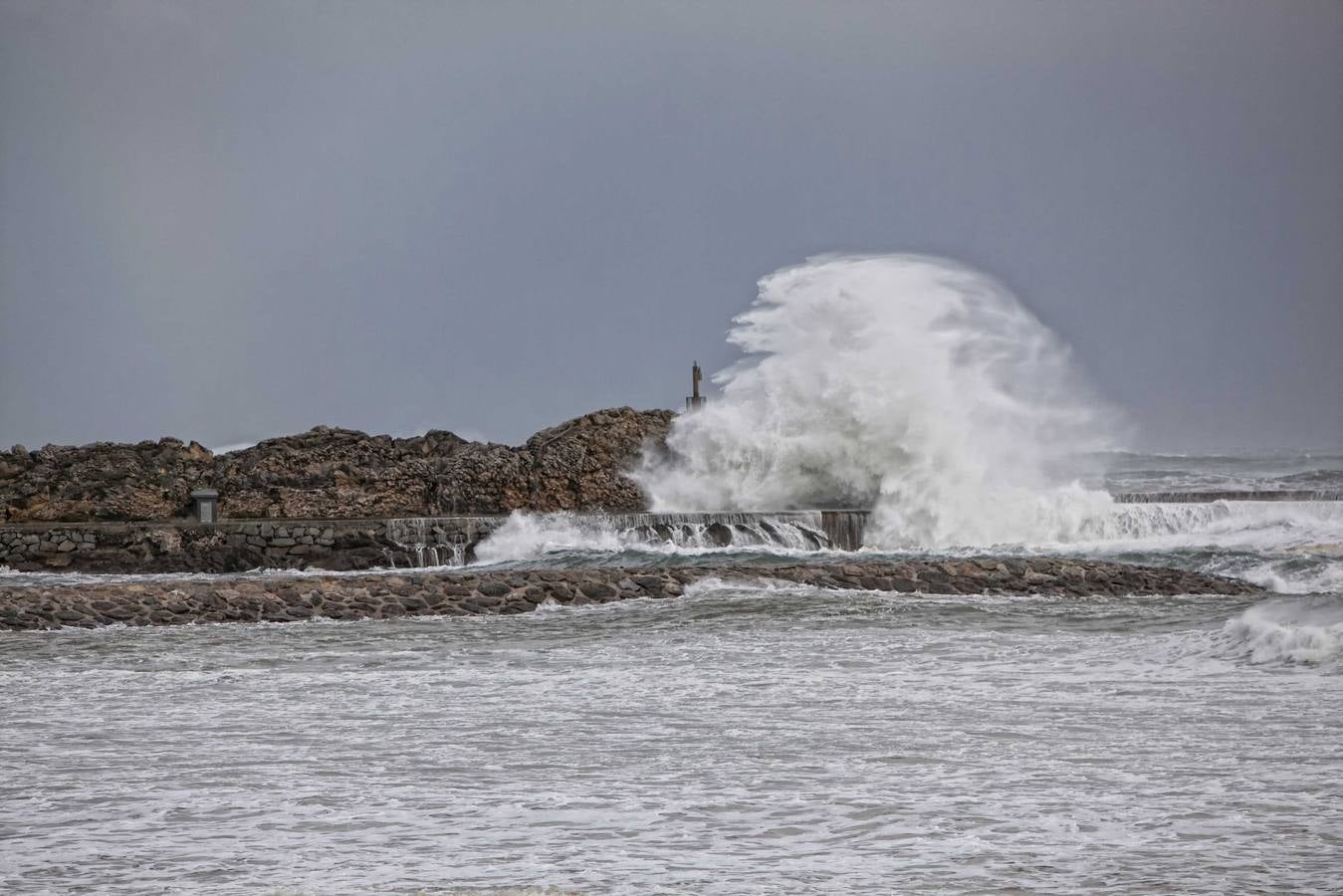 Temporal en San Vicente de la Barquera