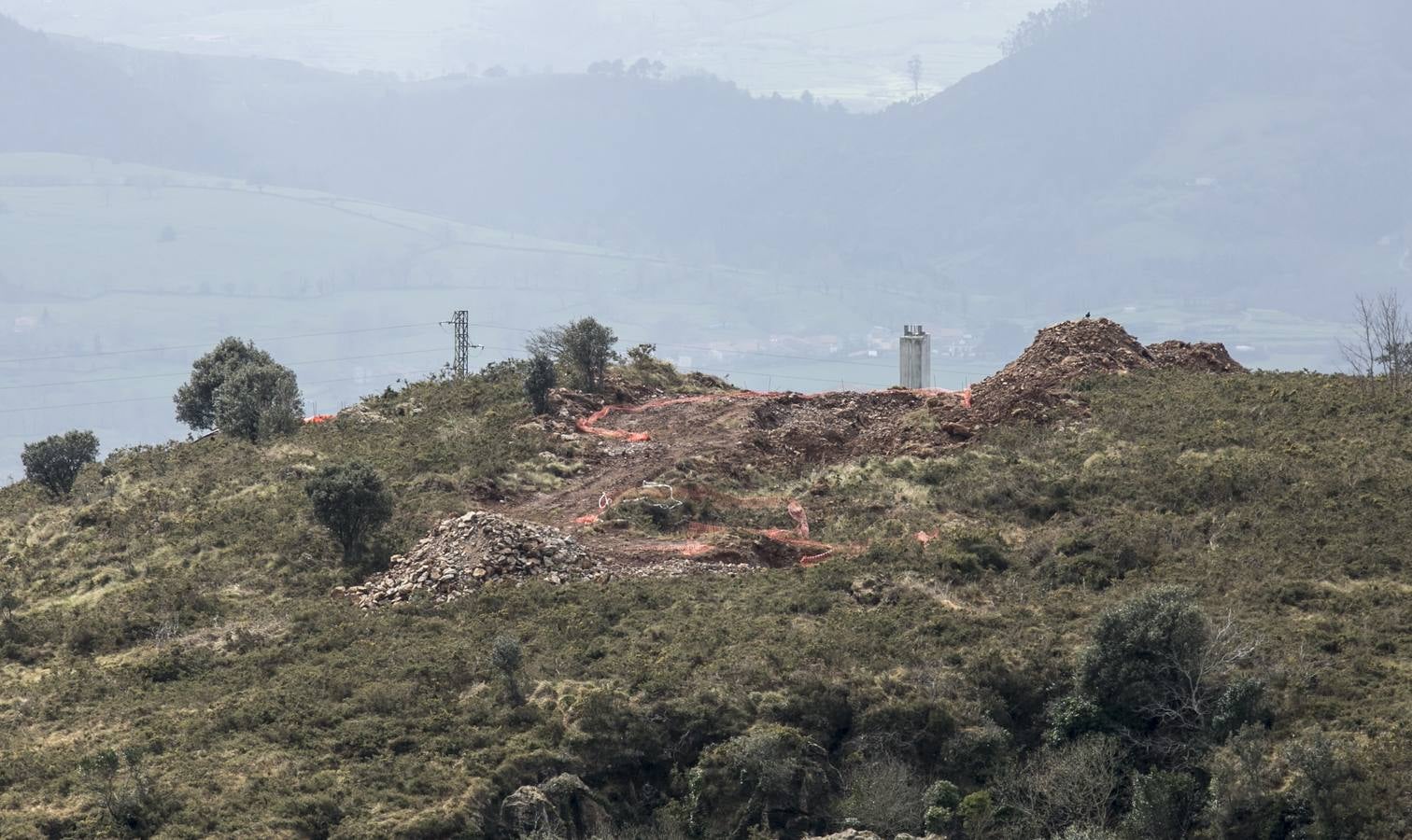 Las obras del teleférico de Cabárceno siguen paradas