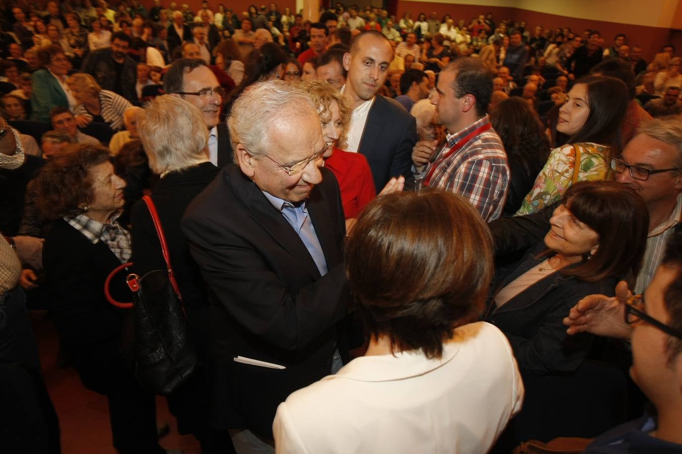 Mitin de Alfonso Guerra en Torrelavega