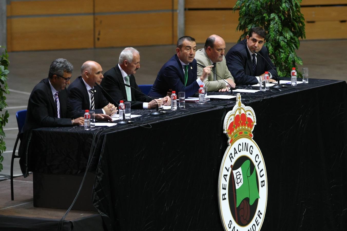Junta de Accionistas del Racing