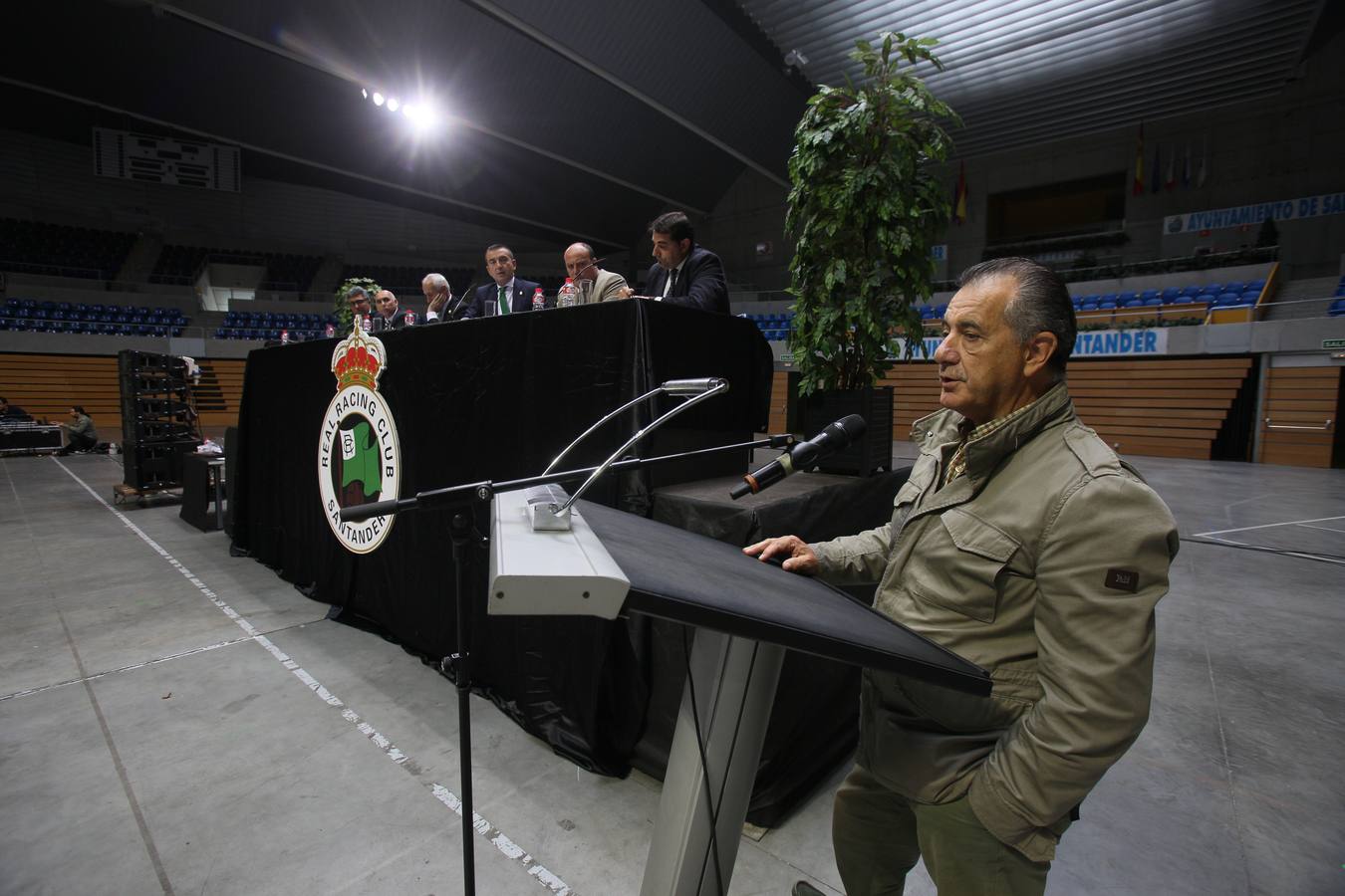 Junta de Accionistas del Racing (II)