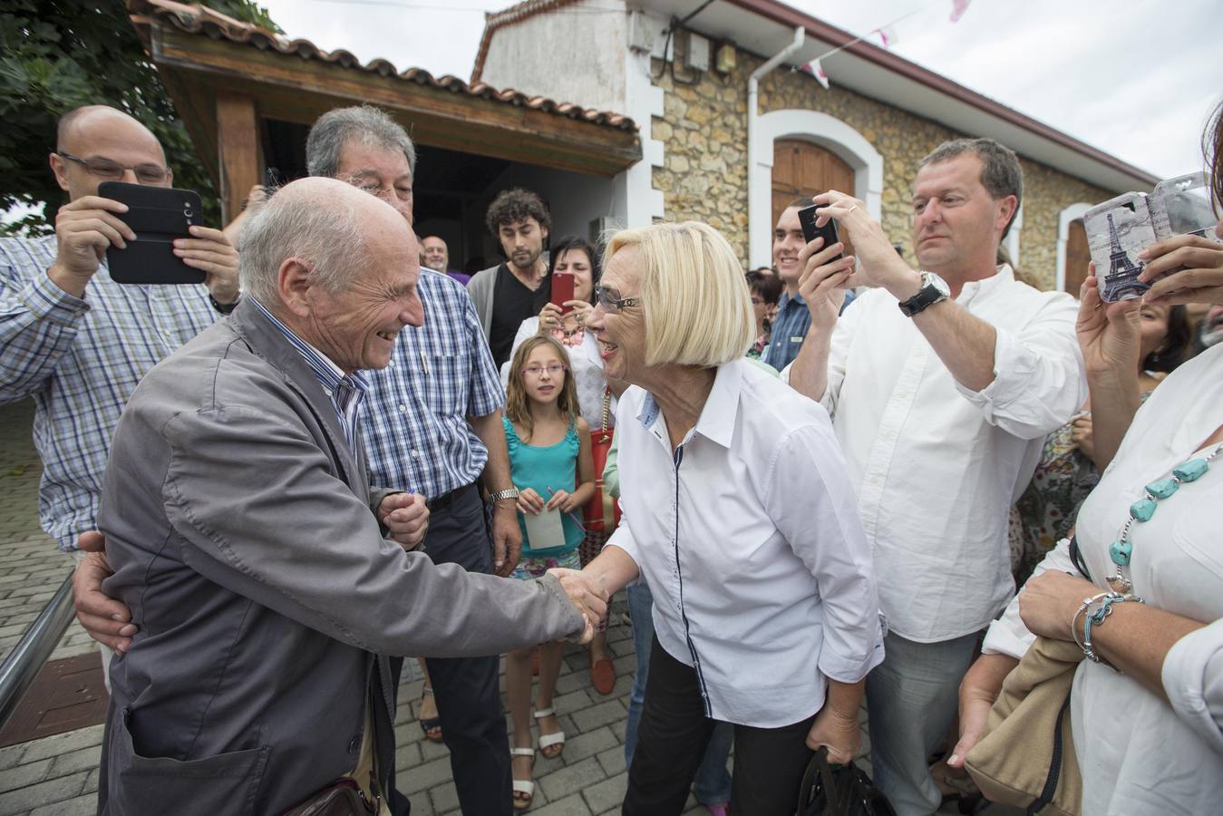 Una multitud arropa a Antonio Lopez en &#039;Robayera&#039;