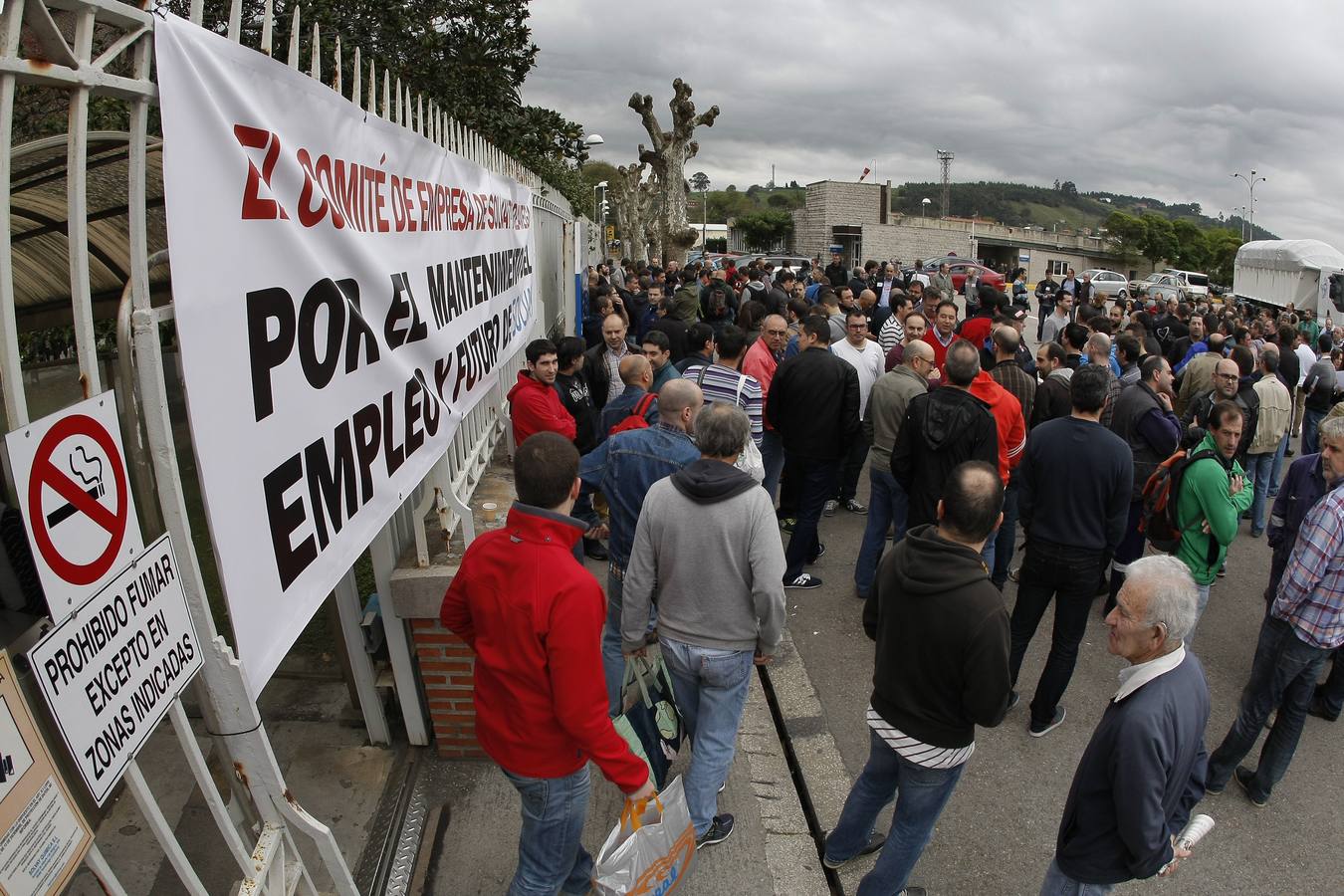 Concentración de trabajadores en Solvay