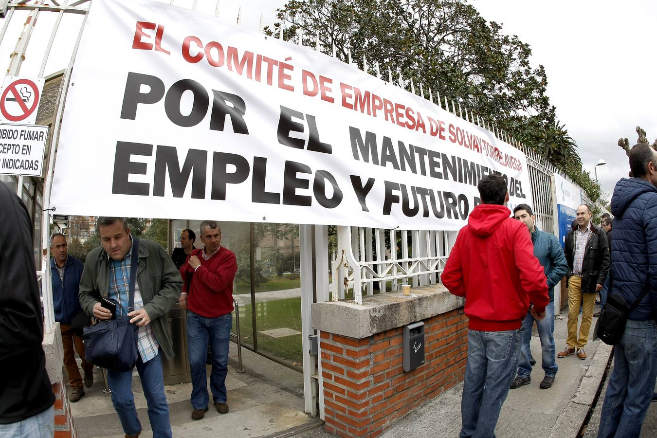 Concentración de trabajadores en Solvay