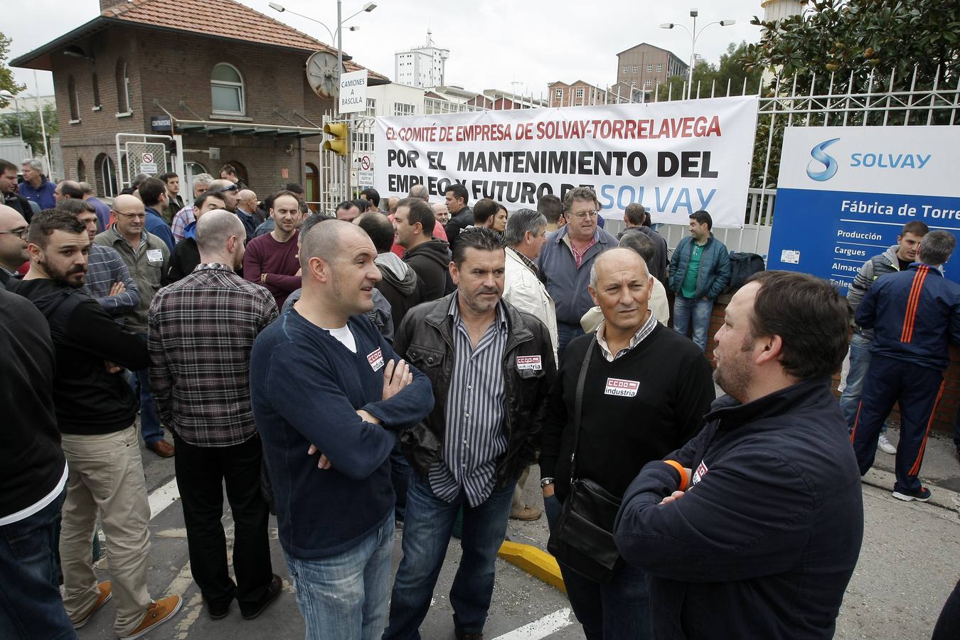 Concentración de trabajadores en Solvay