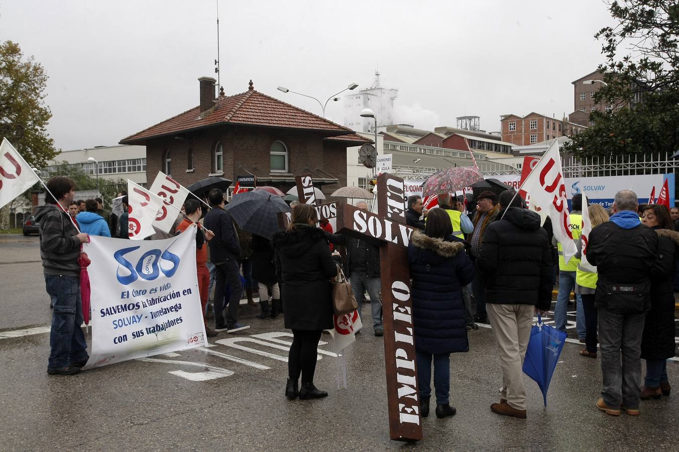 Concentración de los trabajadores de Solvay