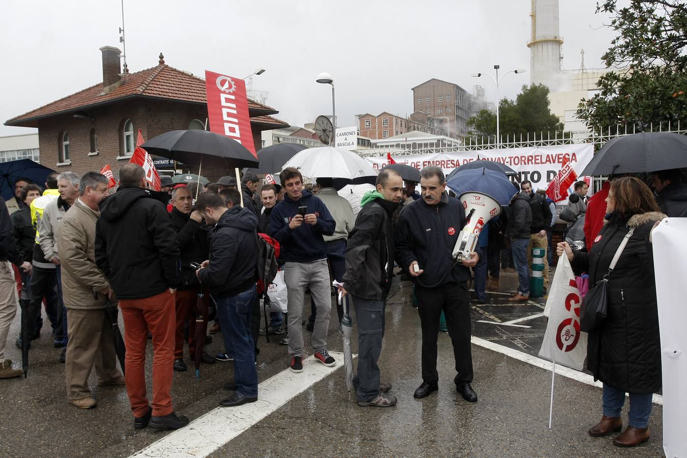 Concentración de los trabajadores de Solvay