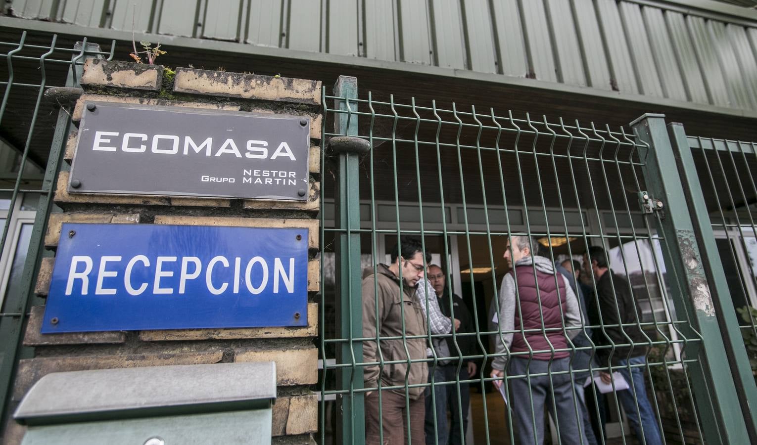 Los trabajadores de Ecomasa reciben las cartas de despido