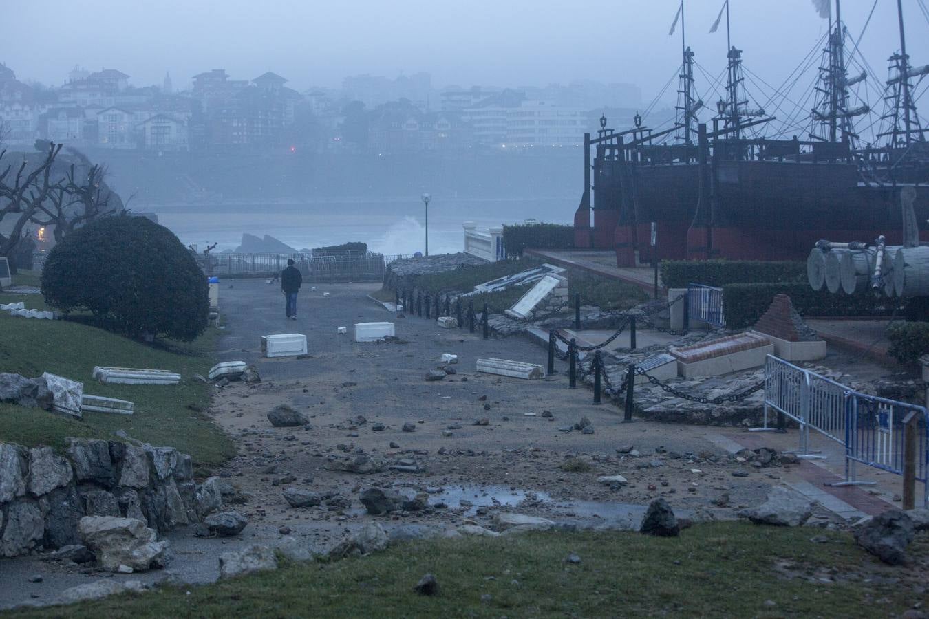 Santander se despierta tras el temporal