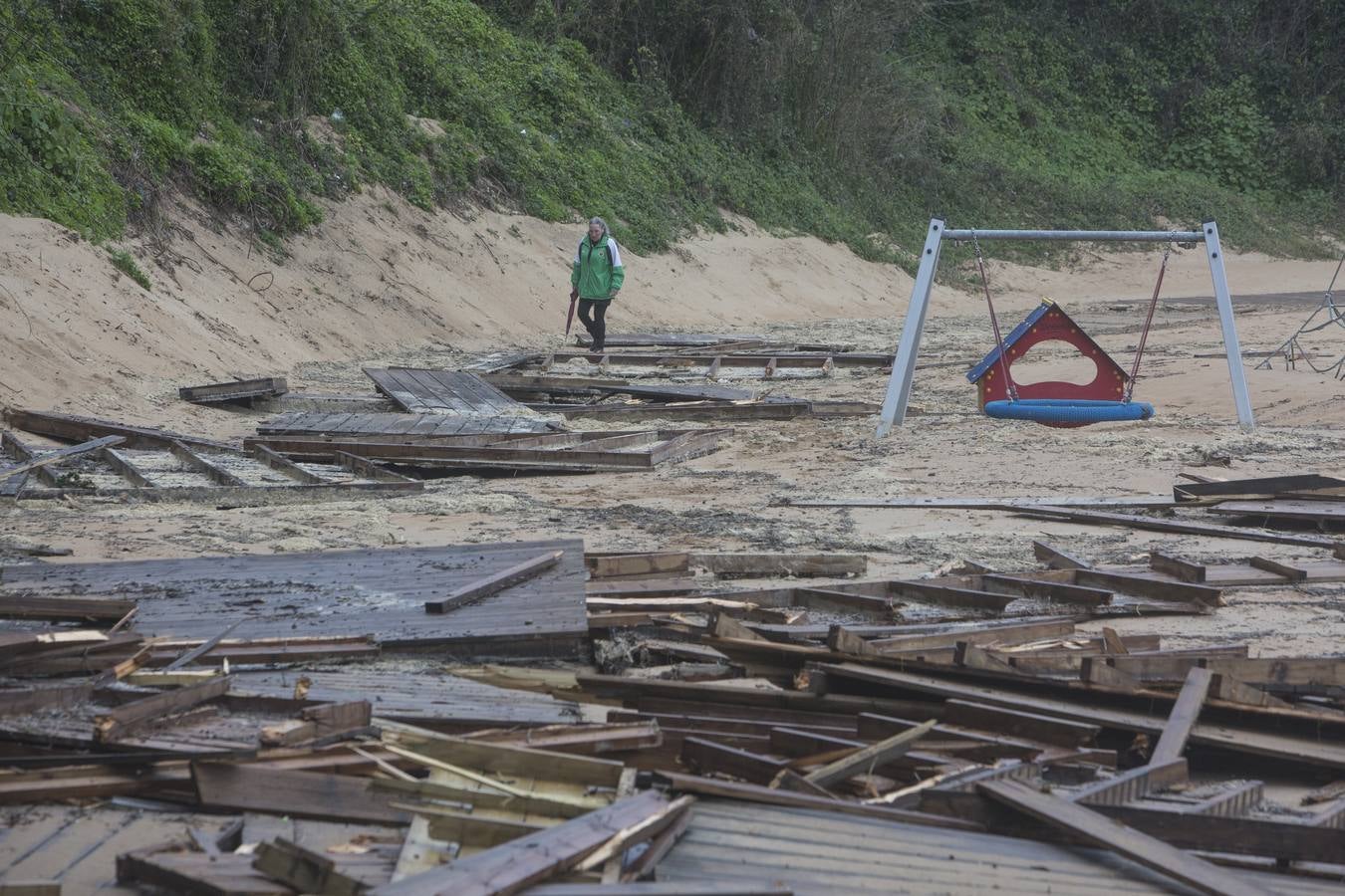 Santander se despierta tras el temporal