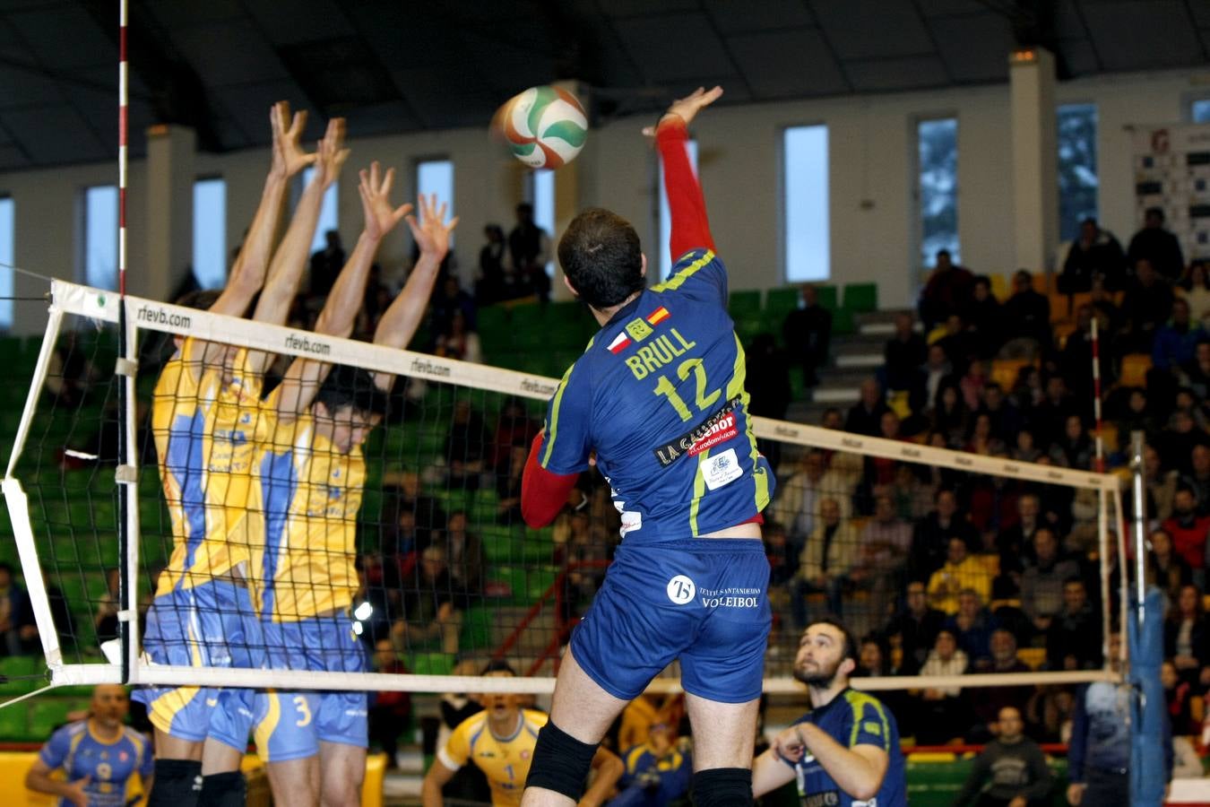 Textil Santanderina 3 - 2 Vecindarios de Gran Canaria