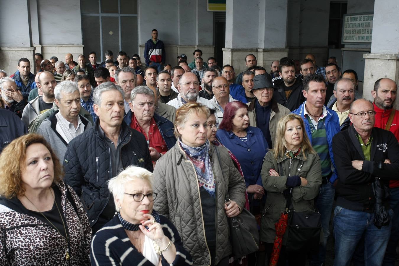 Concentración y asamblea de Sniace