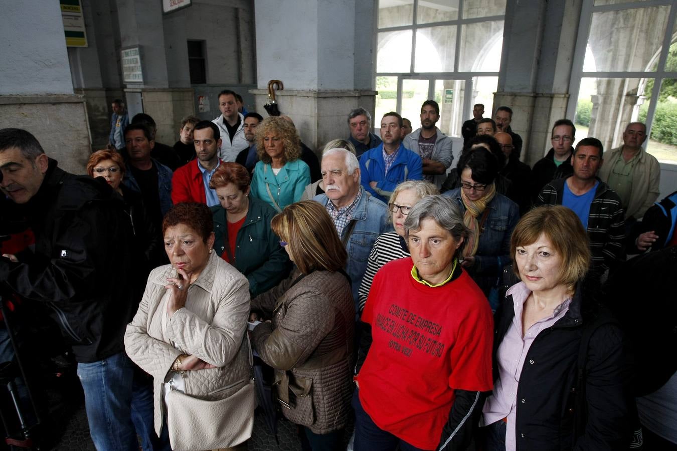 Concentración y asamblea de Sniace