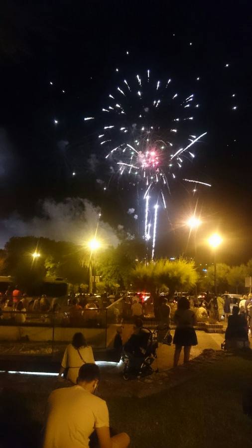 Fuegos artificiales en El Sardinero por las fiestas de Santiago
