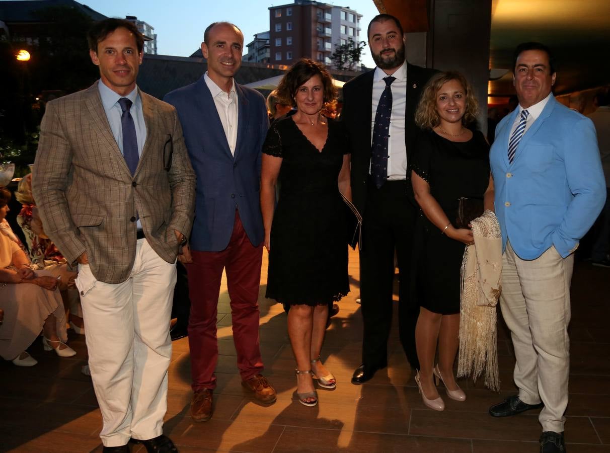 Carlos Pozueta, Fernando Mirapéix, Carmen Quintanal, Carlos de la Fuente, Ana Gutiérrez y Julián González Sierra.