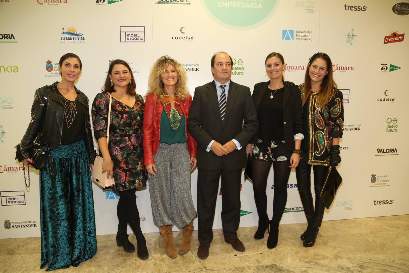 Ana Cuevas, Paula Latry, Mela Revuelta, Modesto Piñeiro, Laura Vargas y Leticia Mena.