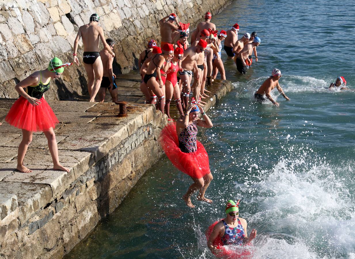 Natación navideña