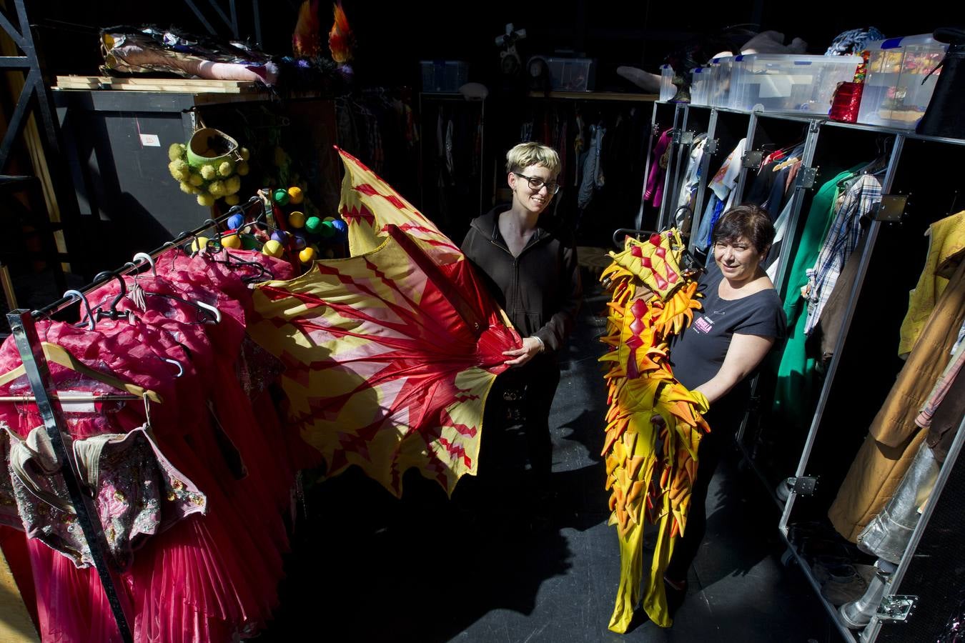 Ensayo y preparativos del musical Priscilla