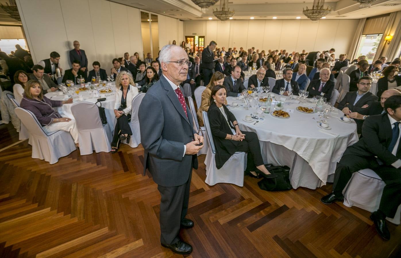 Rafael Pampillón, en el Foro Económico de El Diario Montañés