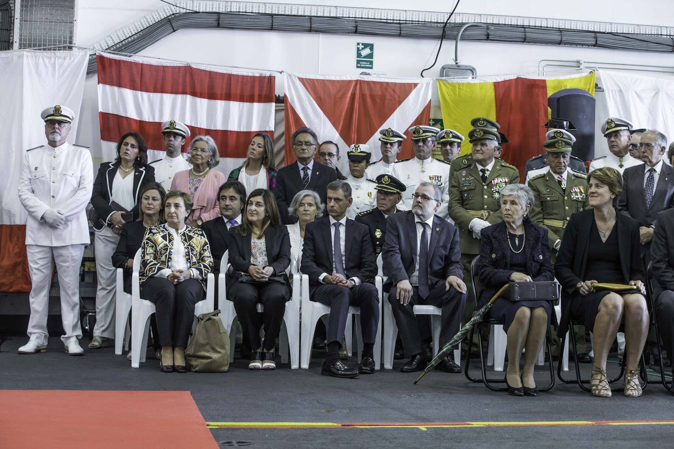 Entrega de la bandera de guerra al buque de la armada «Castilla», a cargo de Ruth Beitia