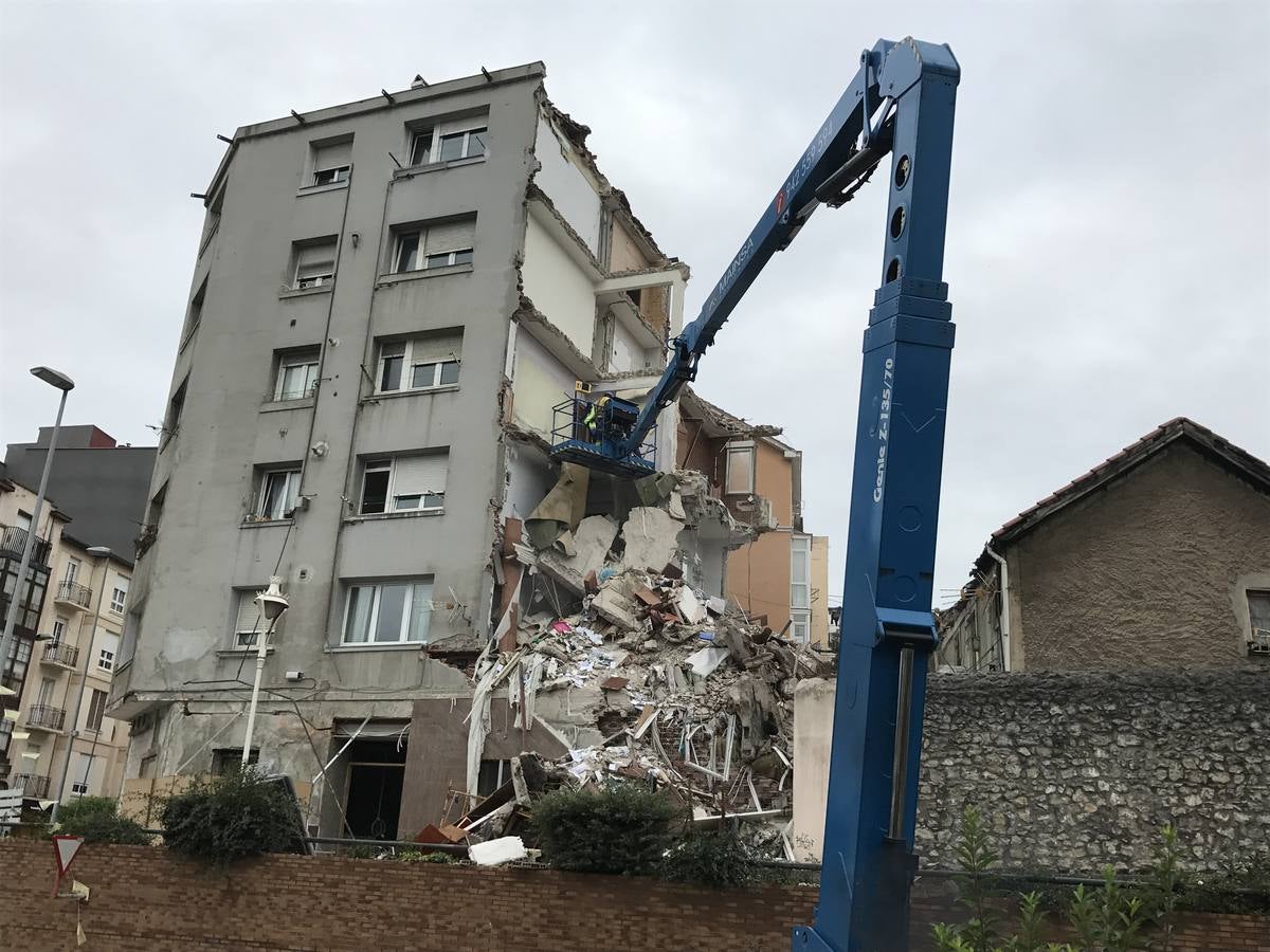 El número 57 de la calle del Sol depués del derrumbe de este martes