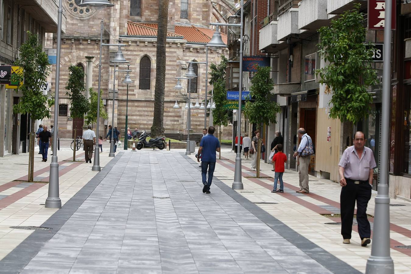 Tras las obras, este es el aspecto que presenta la calle torrelaveguense