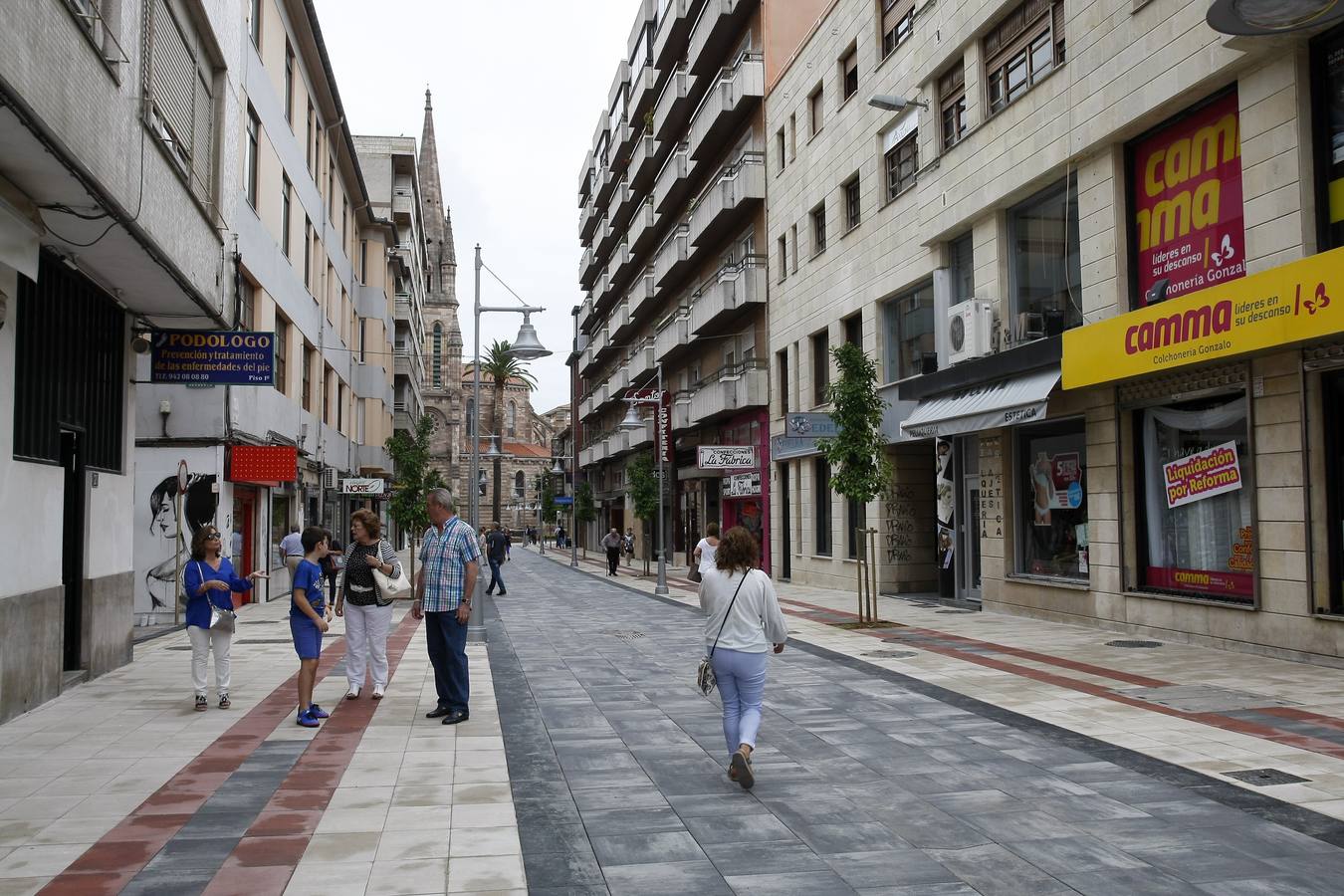 Tras las obras, este es el aspecto que presenta la calle torrelaveguense