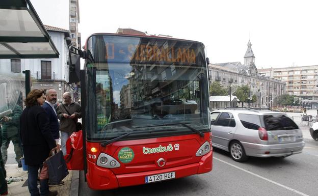 El Torrebús ofrecerá un servicio adicional de madrugada durante las fiestas patronales