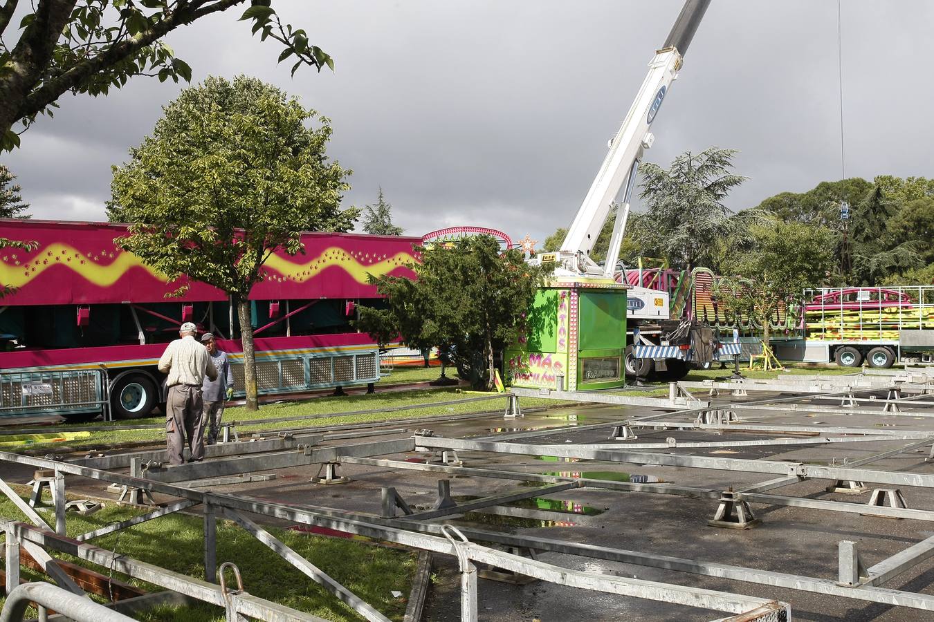 El recinto ferial del Zapatón coge poco a poco forma y color