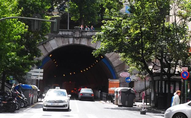 Un ascensor conectará el Pasaje de Peña con el Cabildo y los juzgados