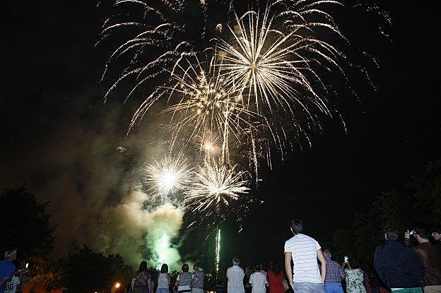 Espectáculo de luz y color en el cielo