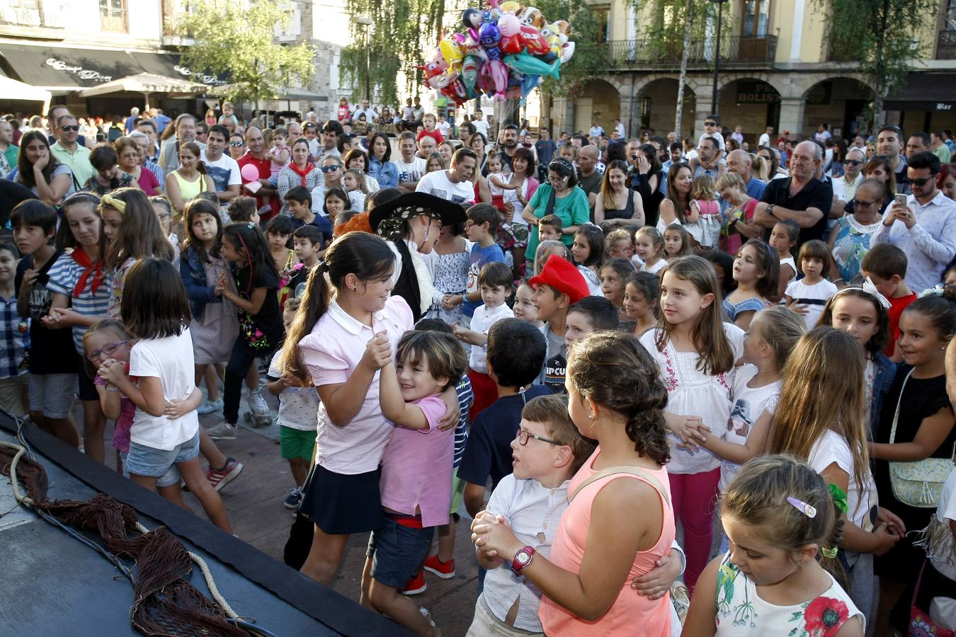 Una verbena para los más jóvenes