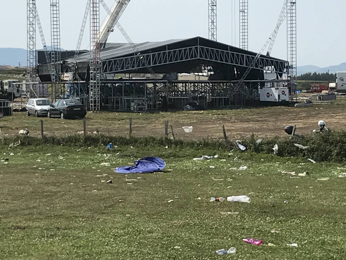 La basura que dejó el Delirium Festival en el cabo Quintres de Ajo