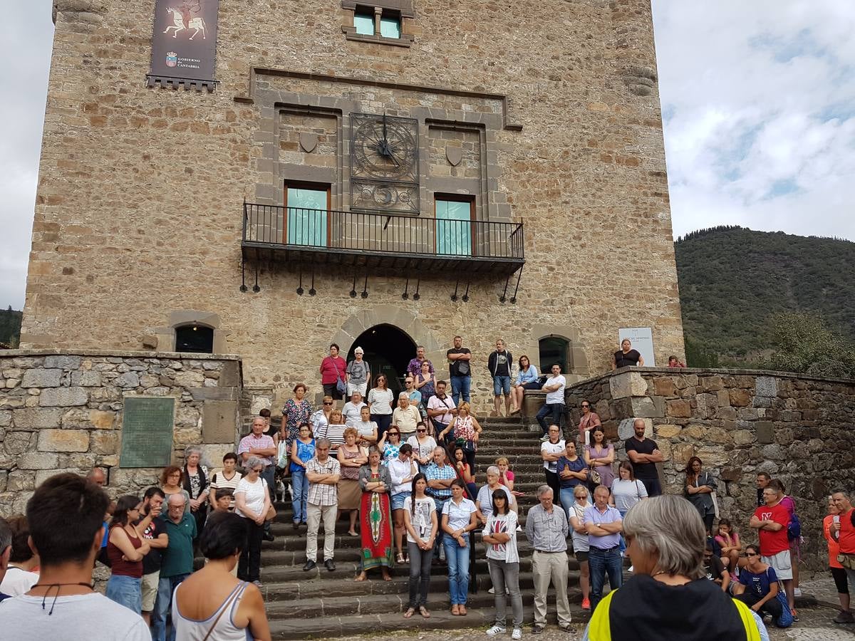 Acto de condena y solidaridad en Potes