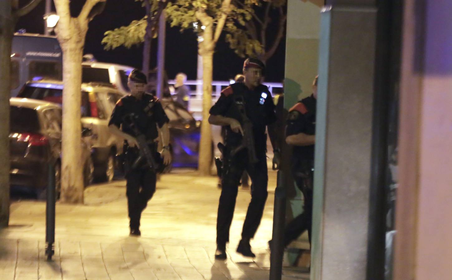 Cinco terroristas abatidos cuando pretendían otro atropello masivo en Cambrils