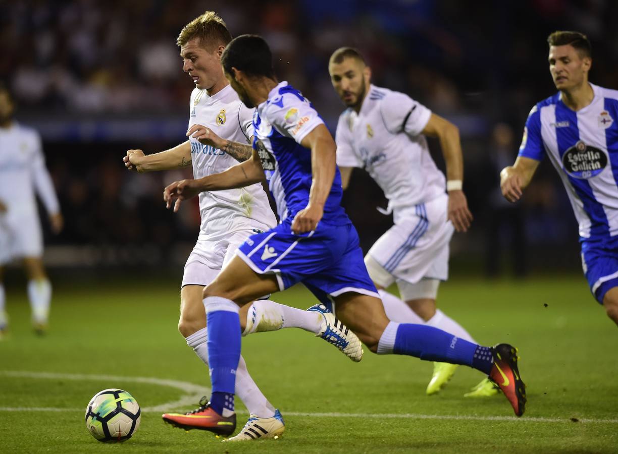 Las mejores imágenes del partido disputado en Riazor entre el Deportivo de la Coruña y el Real Madrid.