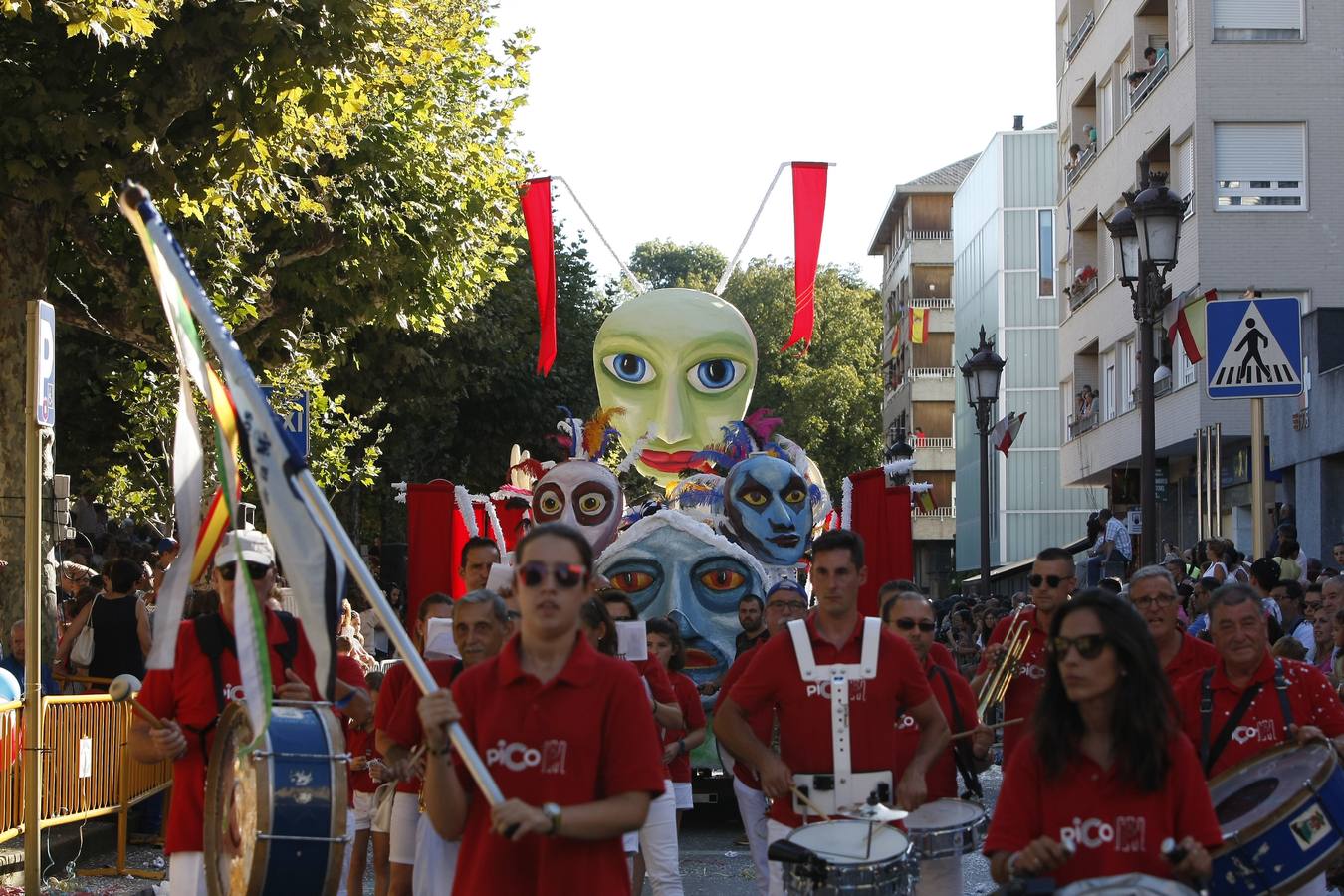 La carroza de Francis 2 se hace con el triunfo en la gala torrelaveguense