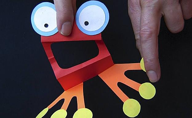 ‘Watch the birdy!’, collage de escenas.f