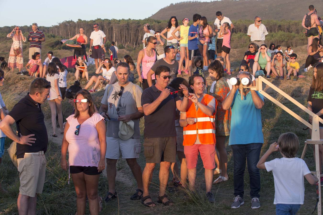 El eclipse, desde la playa de Canallave