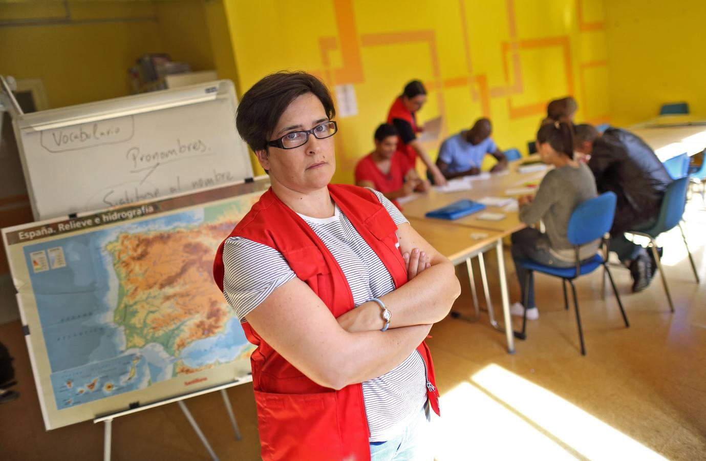 Sandra García, directora del Centro de Inmigrantes de Torrelavega en las instalaciones de Cruz Roja