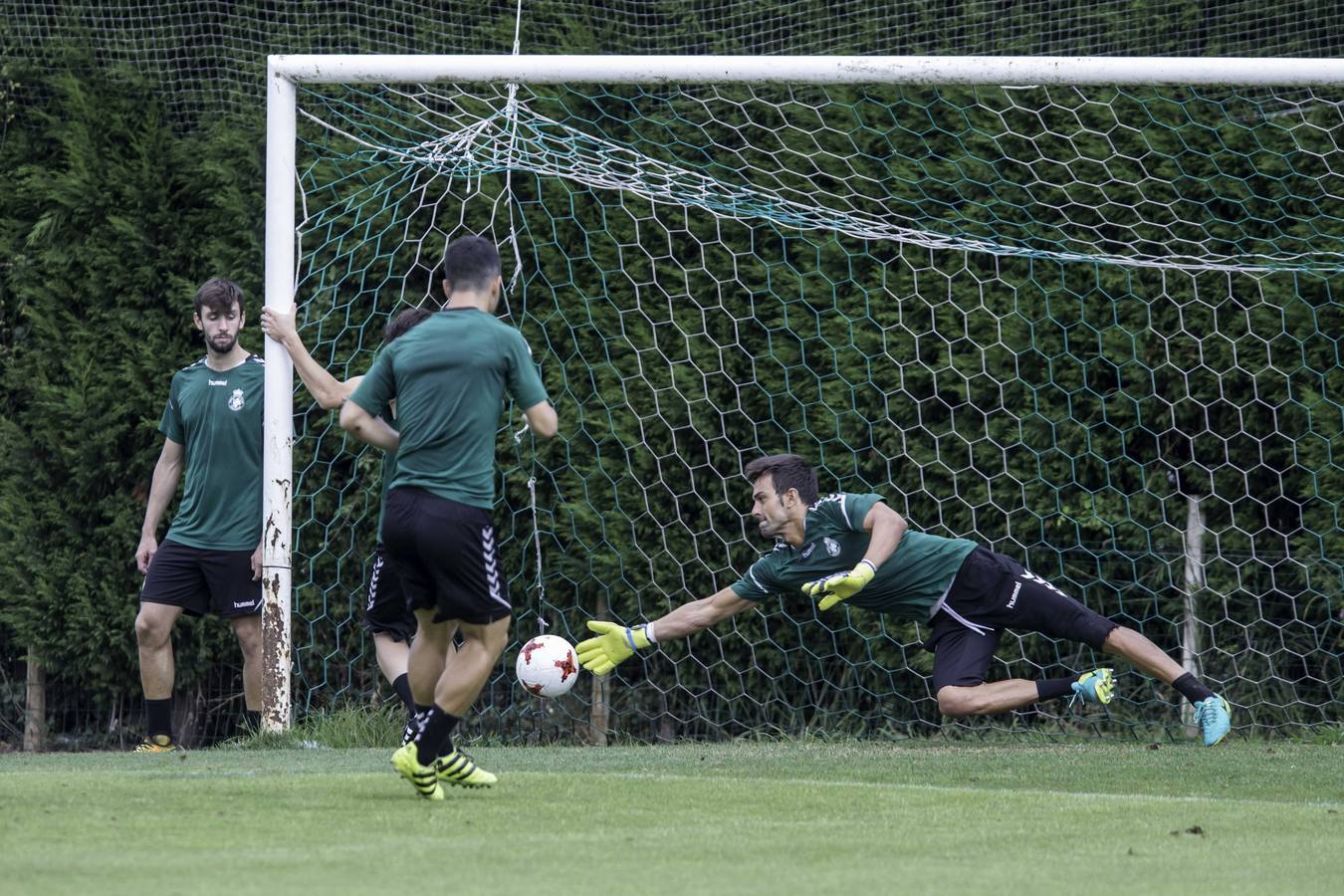 Entrenamiento del Racing en La Albericia