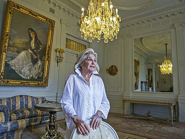 Beatriz de Orleáns dice que la realeza francesa ha tenido siglos para acostumbrarse a vivir sin palacios ni coronas. 