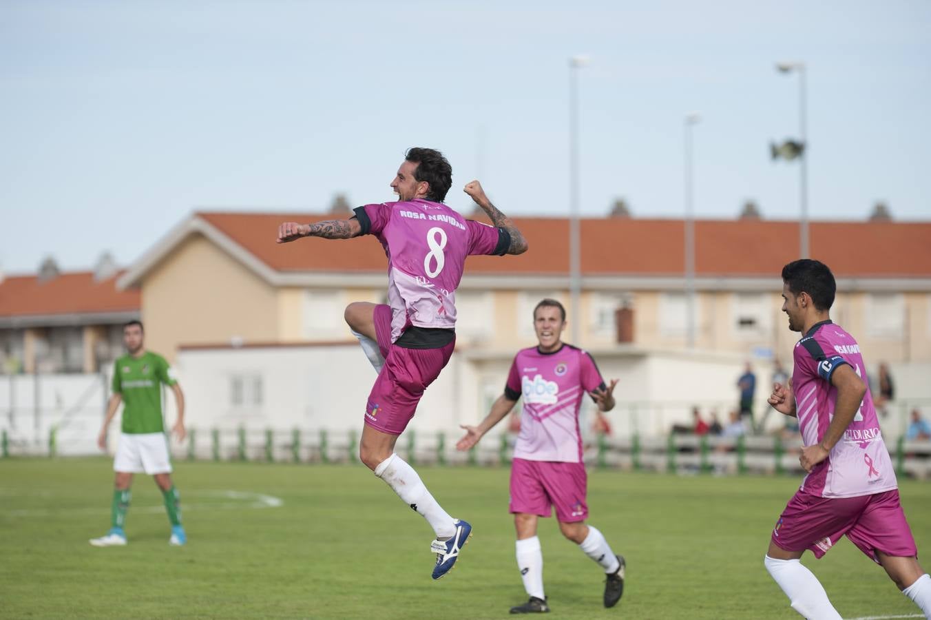 La Gimnástica pone el 0-5 ante el Guarnizo en El Pilar
