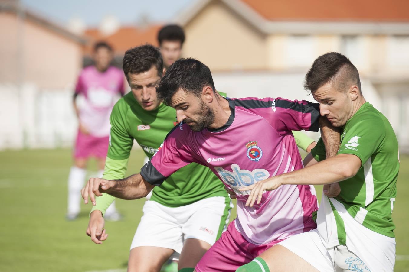 La Gimnástica pone el 0-5 ante el Guarnizo en El Pilar