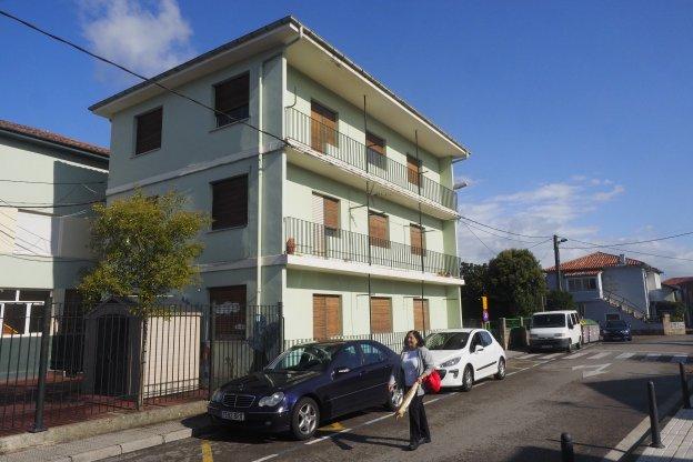 La antigua Casa de los Maestros de Sierrapando se encuentra cerrada y en mal estado