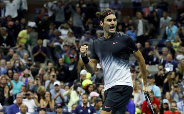 Roger Federer en su partido contra Feliciano López.