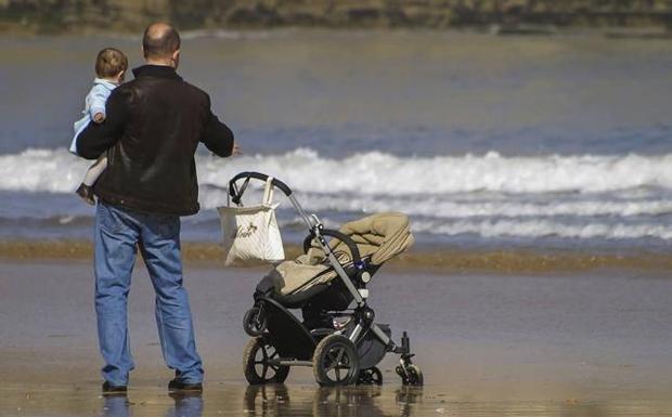 La retención de los niños por parte de uno de los progenitores debe de ser sostenida en el tiempo para que sea delito.